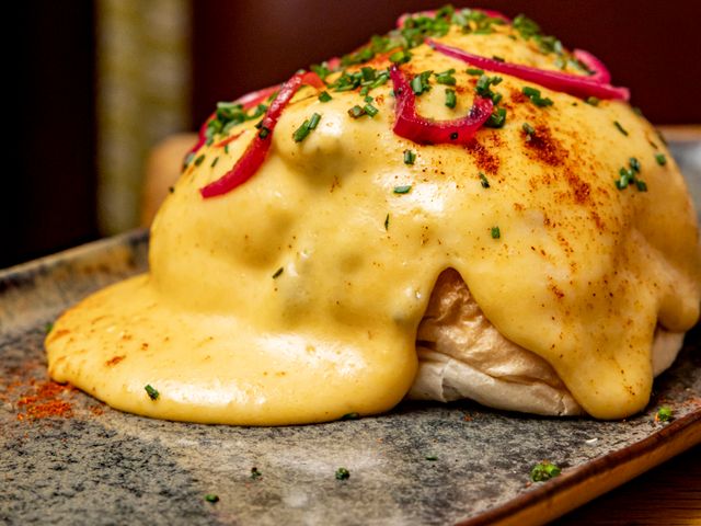 Amanie Paris CHEDDAR LOVER BURGER